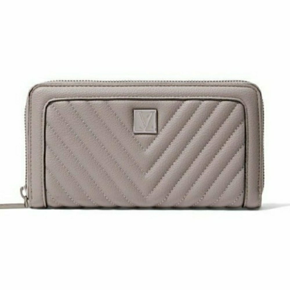 ♥New Victoria's Secret Wallet♥